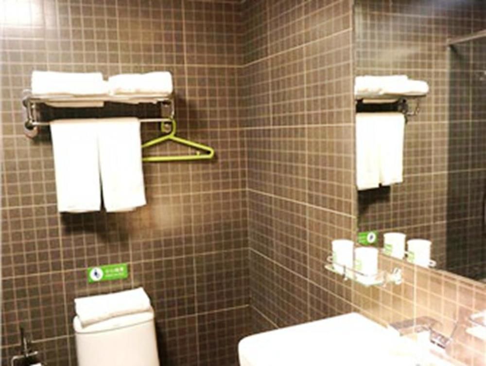 Motel Qingdao Jiaonan Renmin Road Business Street Екстер'єр фото