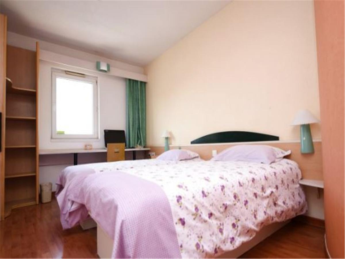 Motel Qingdao Jiaonan Renmin Road Business Street Екстер'єр фото